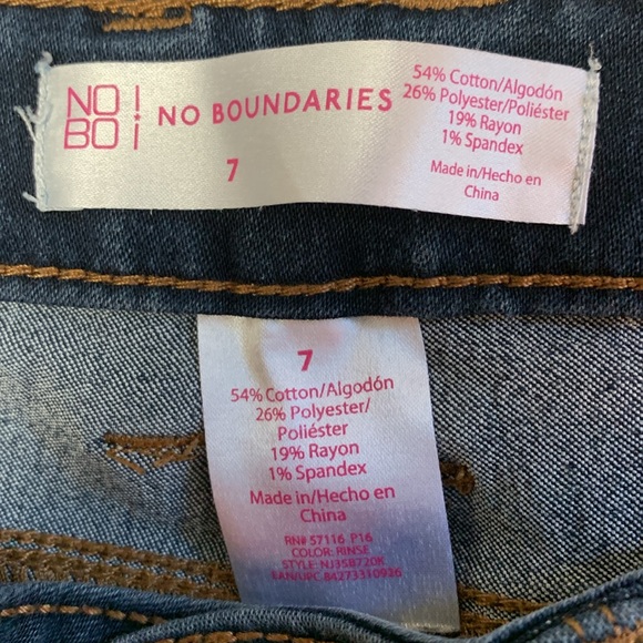 No Boundaries Women’s Jeans Size 7 - Picture 3 of 8